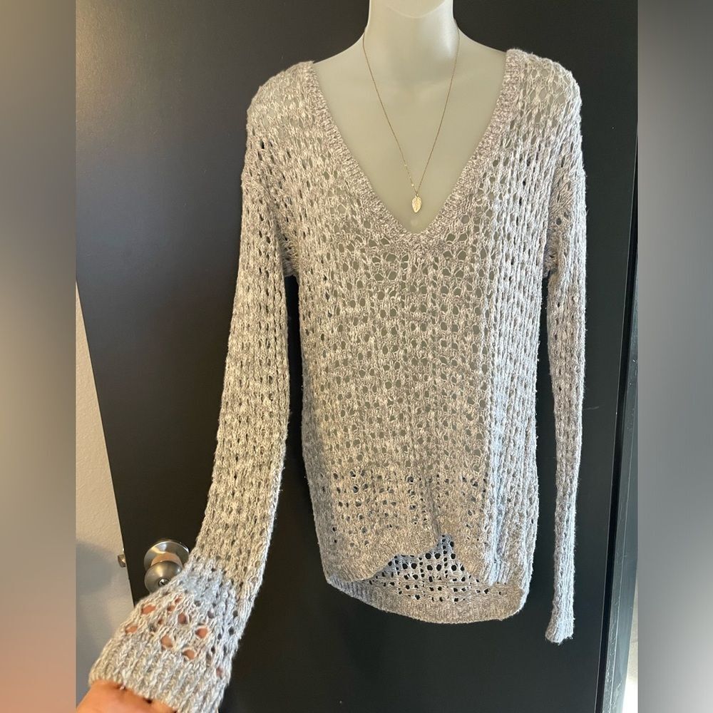 Hollister Women's Gray V-Neck open knit Sweater Large coverup